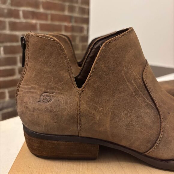 Born Booties - Taupe Distressed - 8.5 (femme) - Picture 4 of 4